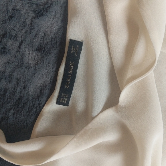 Zara fluid beige top - Picture 5 of 6